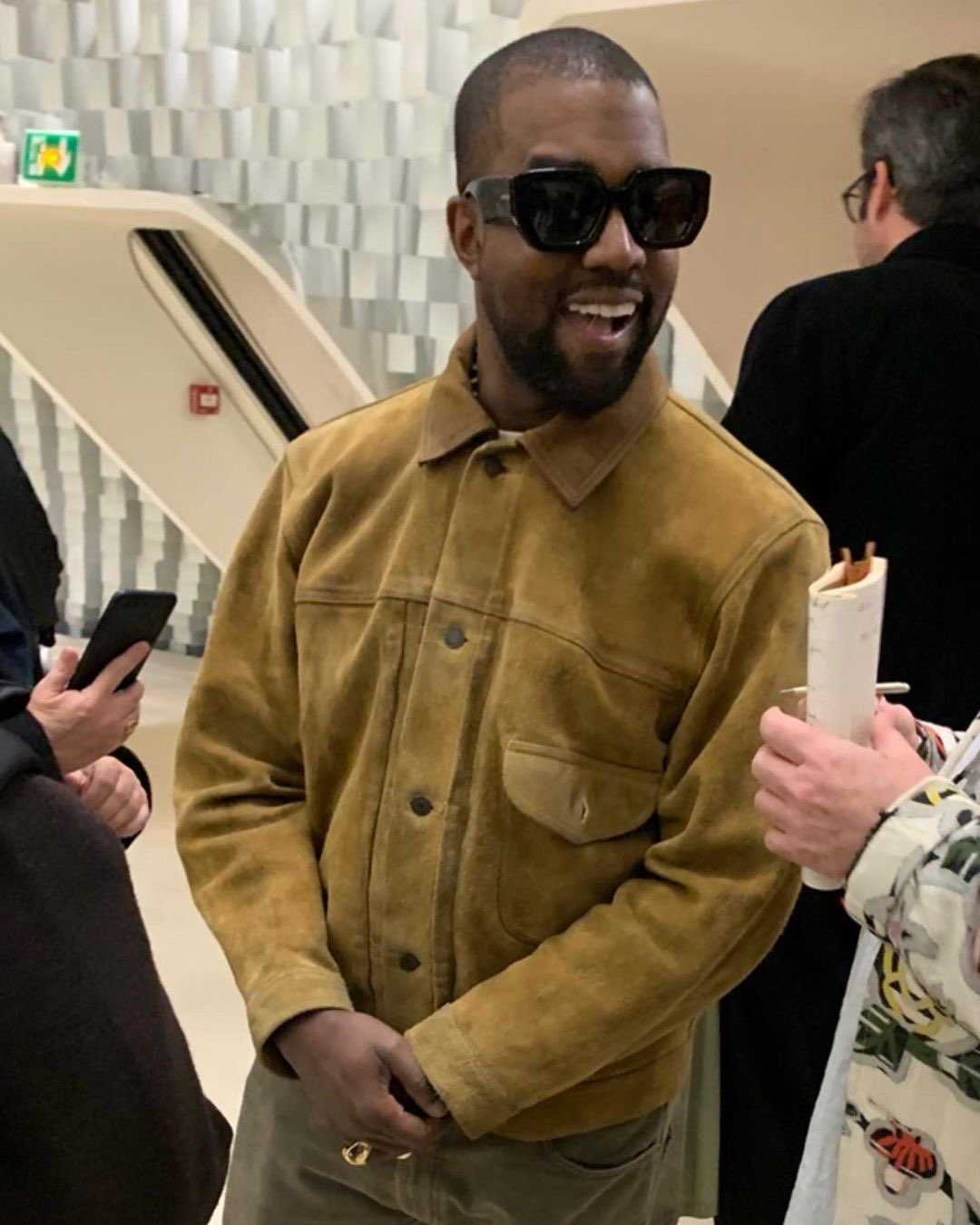Yeezy record image
