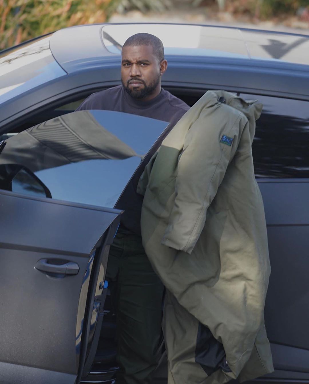 Yeezy record image