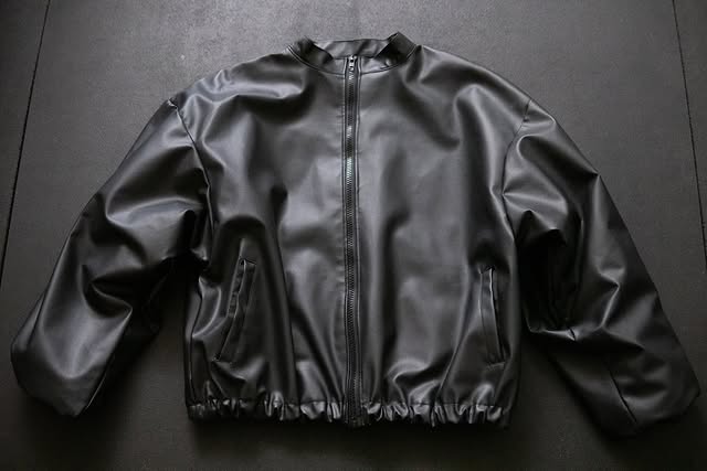 Yeezy record image