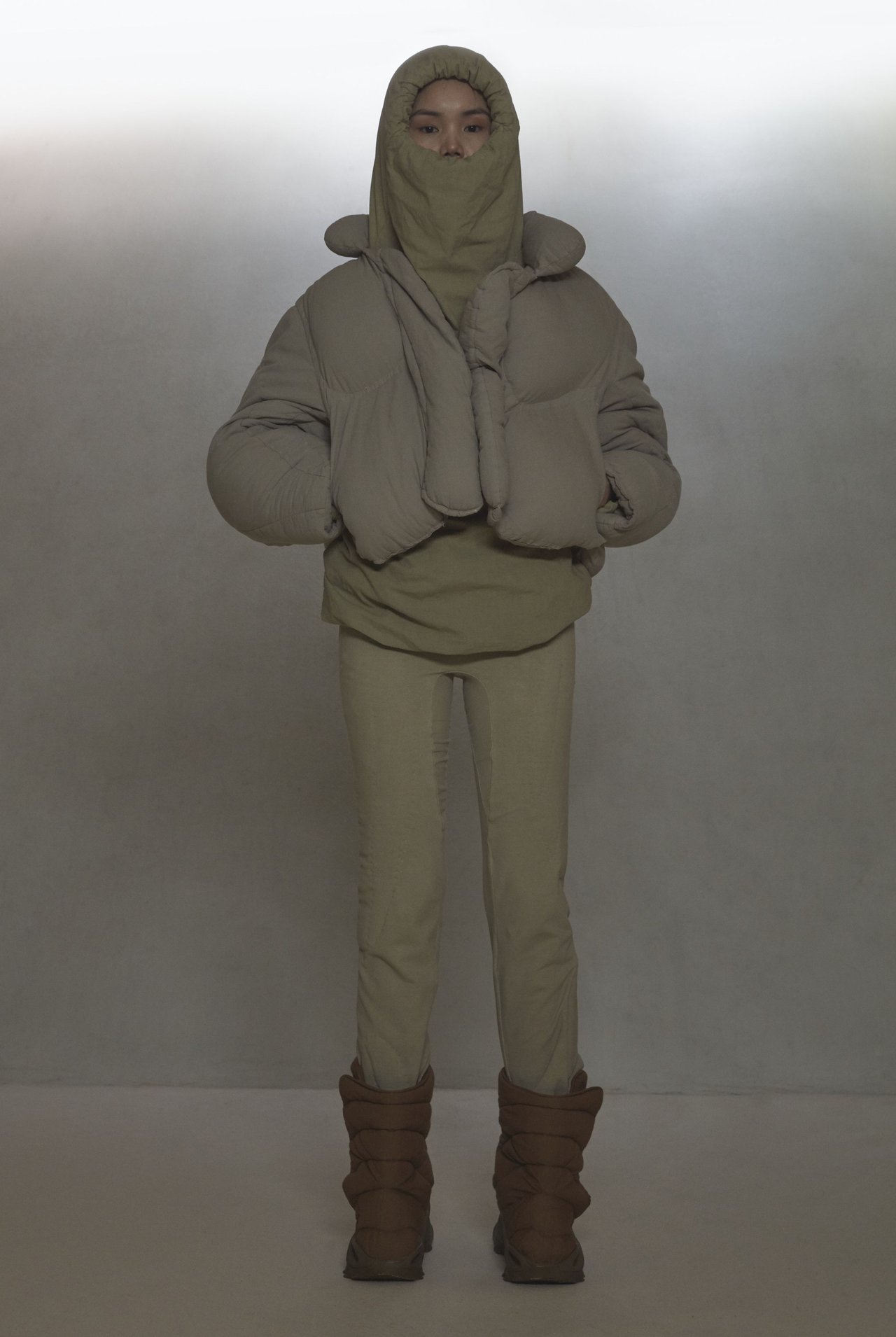 Yeezy record image