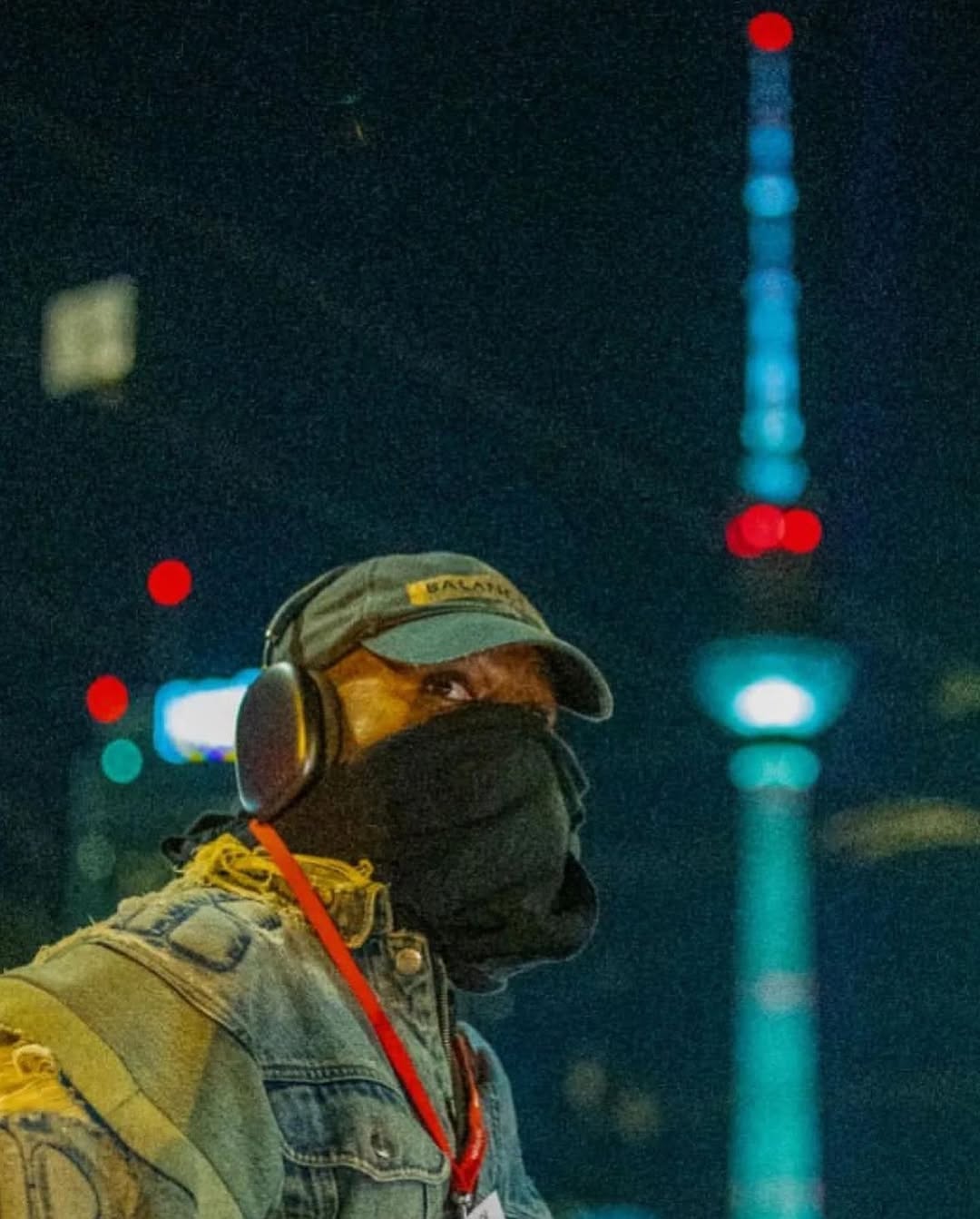 Yeezy record image