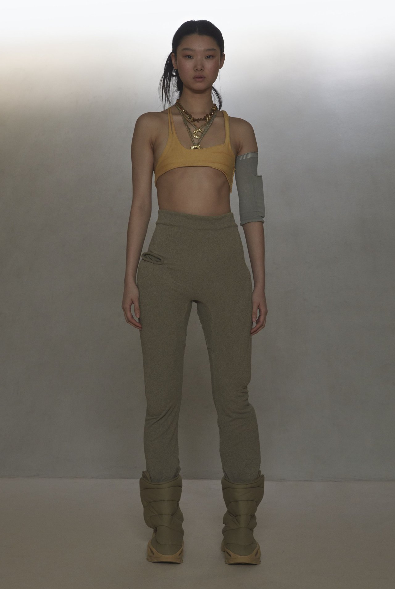 Yeezy record image