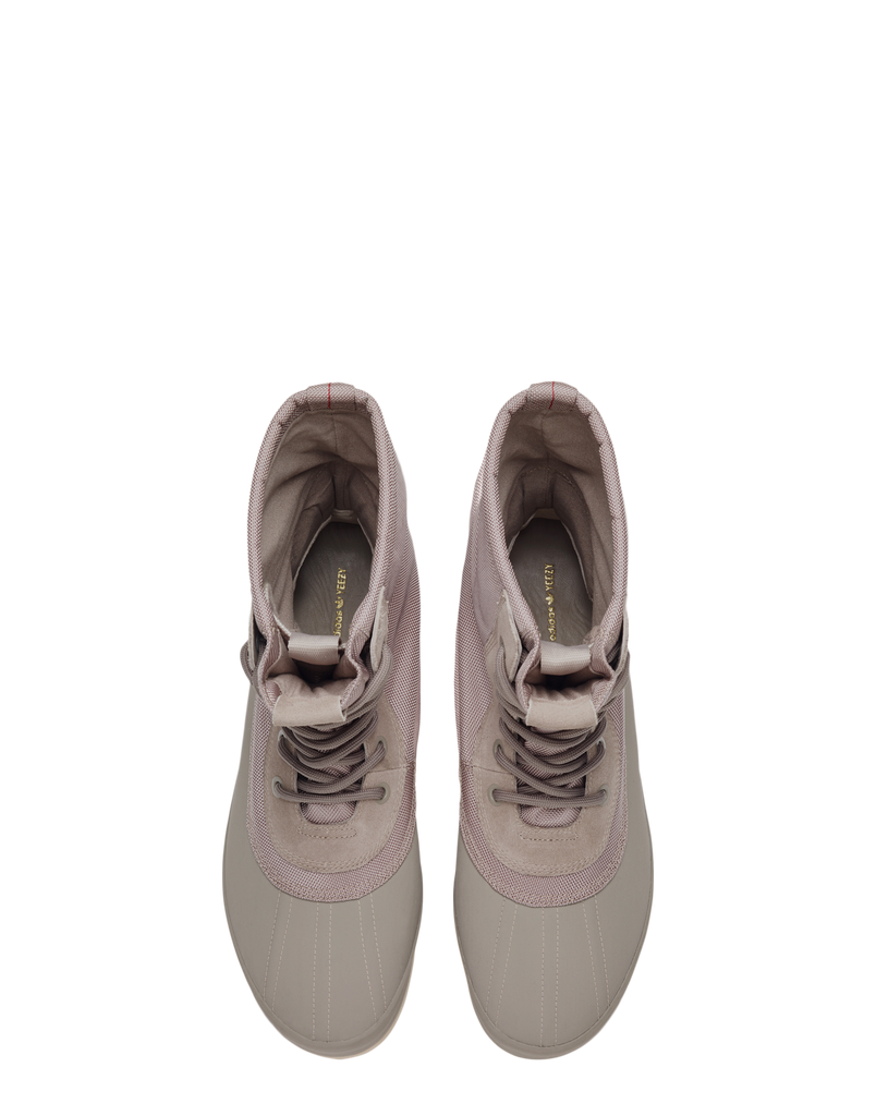 Yeezy record image