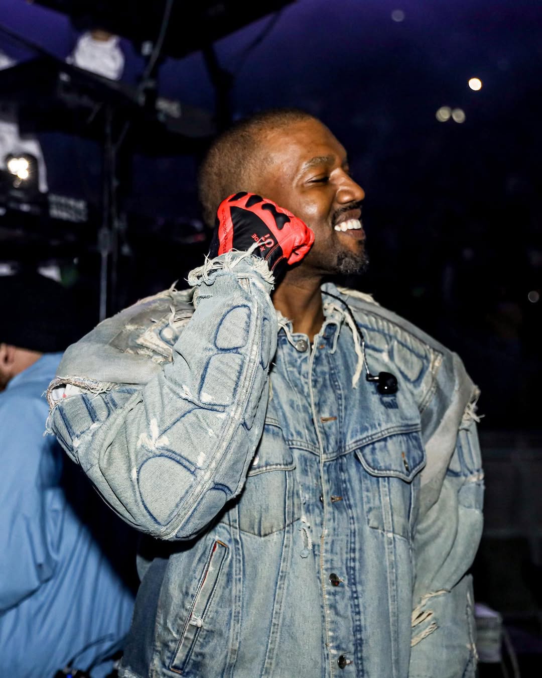 Yeezy record image