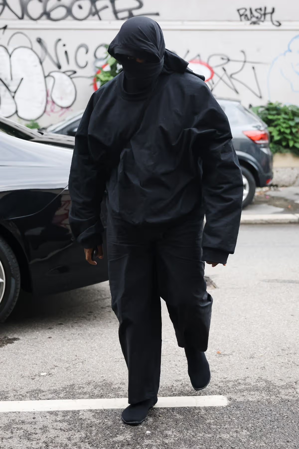 Yeezy record image