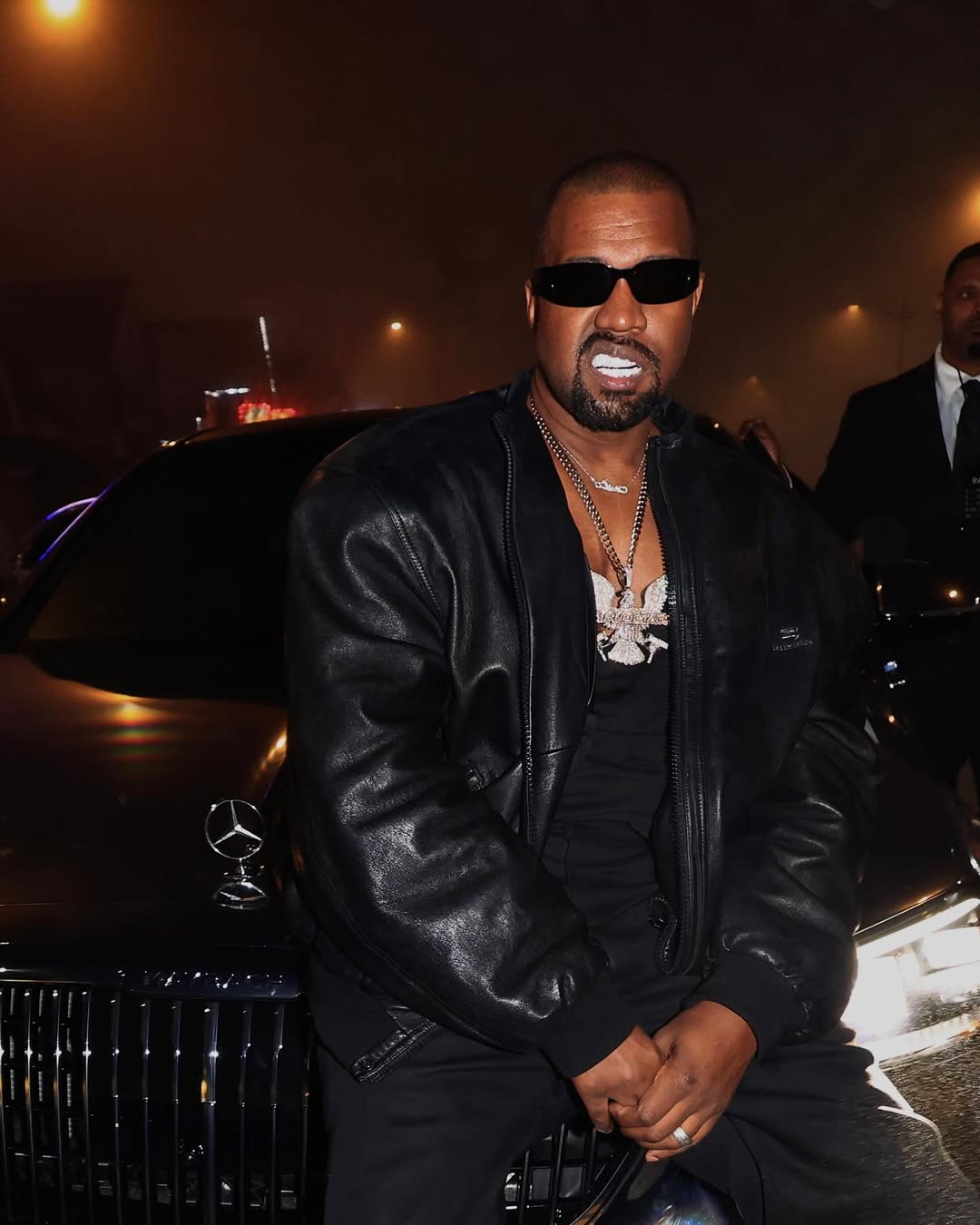 Yeezy record image