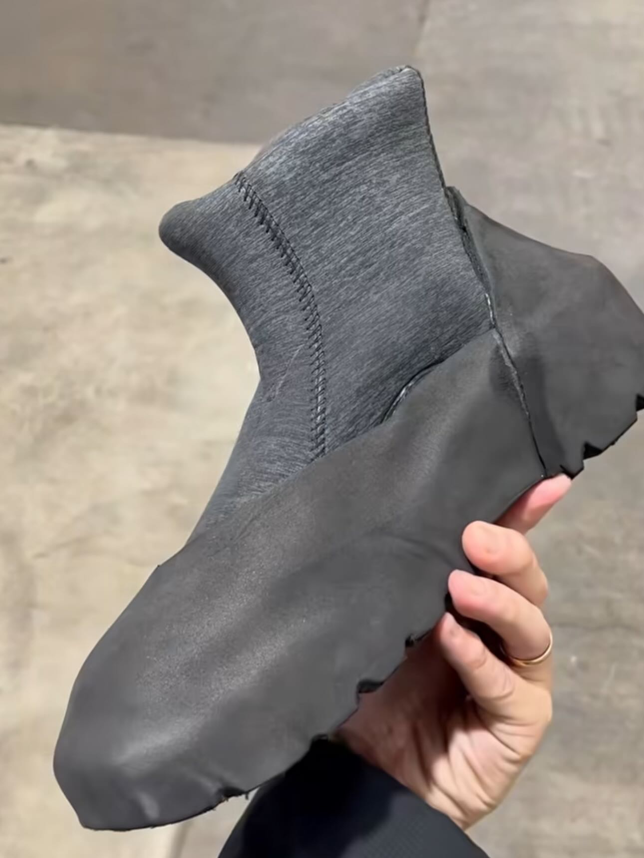 Yeezy record image